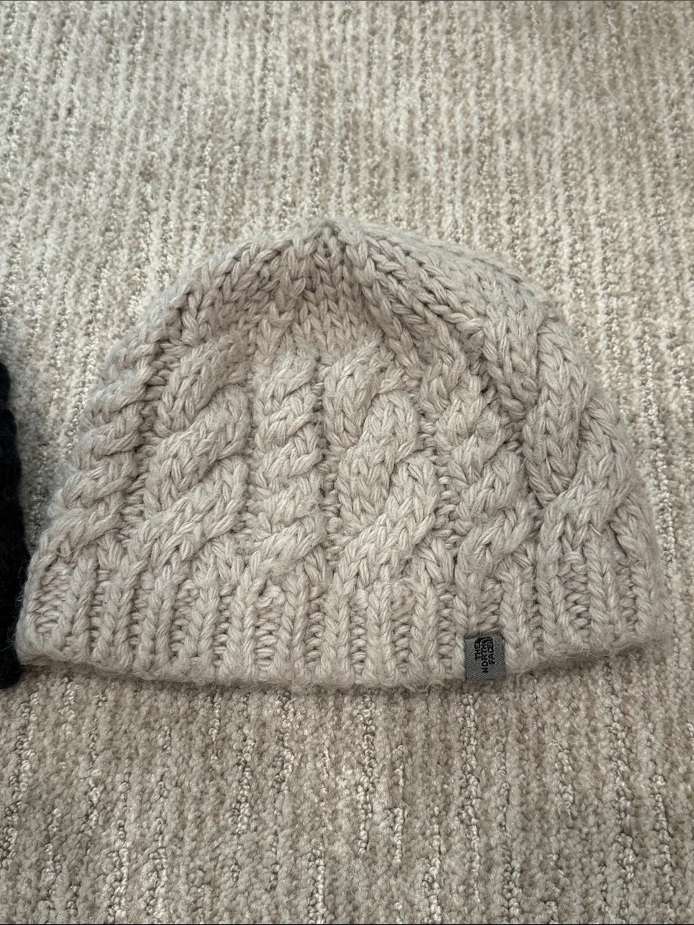 The North Face Kids/Womens Cable-Knit Beanie Pair - Black and Cream